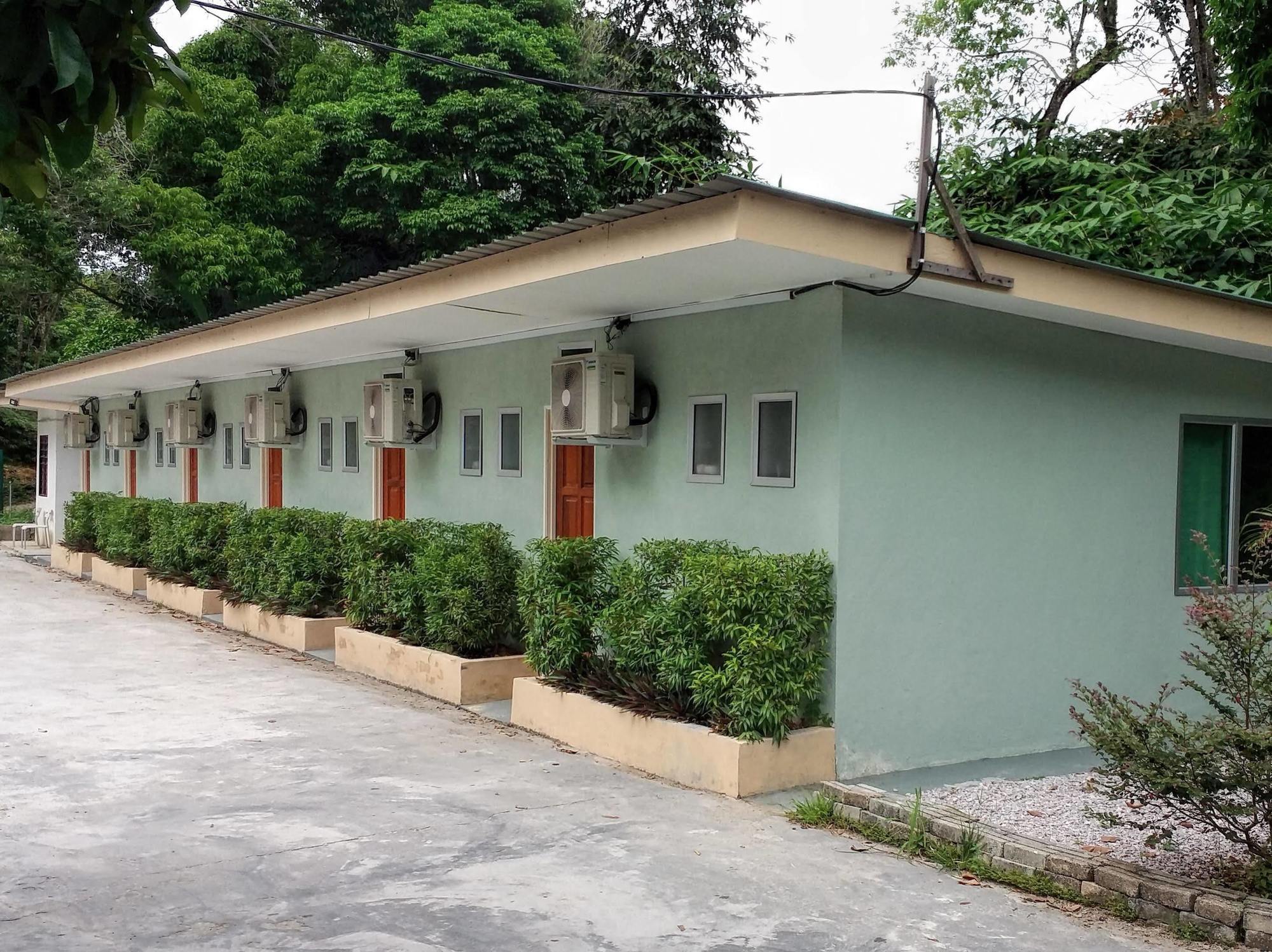 Ulu River Lodge Gopeng Экстерьер фото