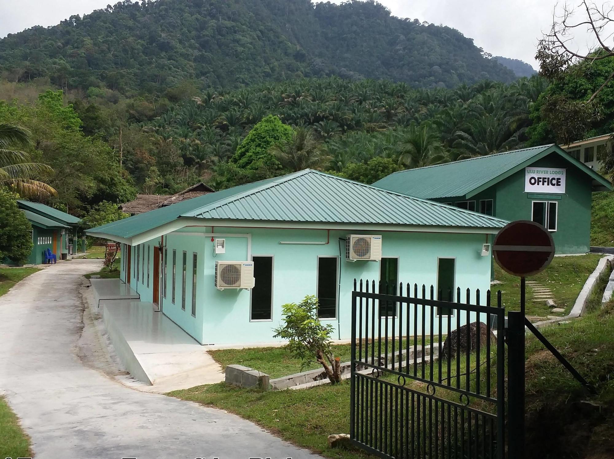 Ulu River Lodge Gopeng Экстерьер фото